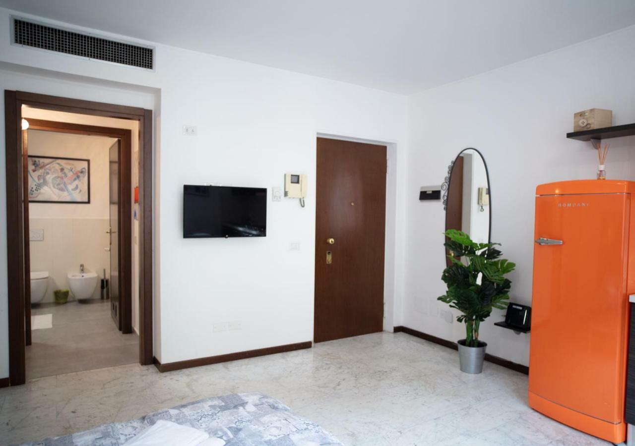 Tadino Studio Milaan Buitenkant foto